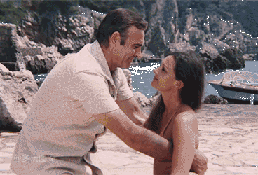 看了感觉背后一抽